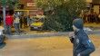 Adana‘da ağaca çarpan otomobil ikiye bölündü: 3 ölü, 2 yaralı

