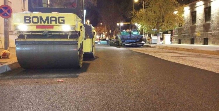 Vali devreye girdi protokol yolu sıcak asfalt oldu