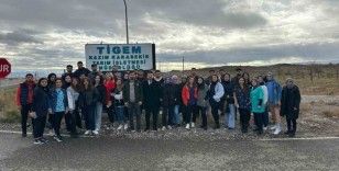 Laborant ve Veteriner Sağlık programı öğrencilerinden TİGEM’e teknik gezi
