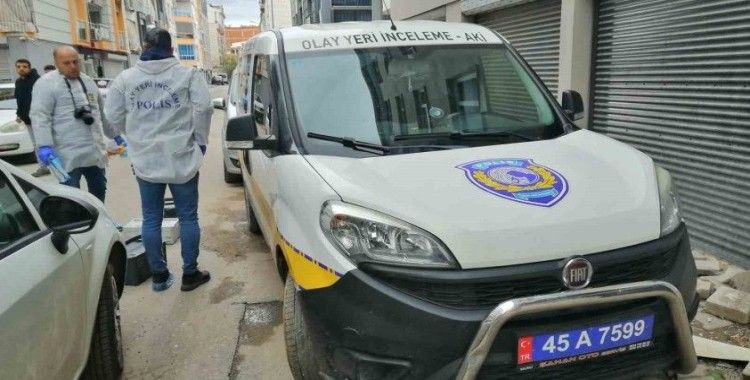 Manisa’da sır ölüm: Anne ve kızı asansörde ölü bulundu