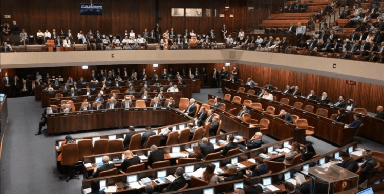 İsrailli aşırı sağcı vekiller Mecliste, İsrailli esirlerin yakınları ile tartıştı