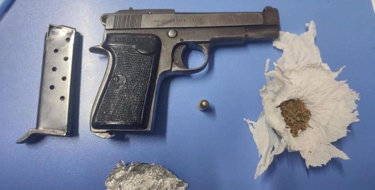 İznik polisinden uyuşturucu ve silah operasyonu