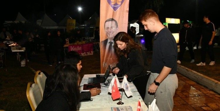 Yenişehir Belediyesinden öğrencilere ücretsiz yemek
