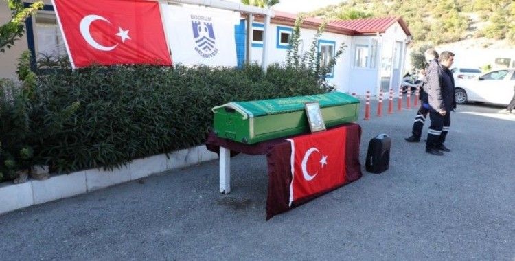 Üç hafta süren yaşam savaşını kaybetti