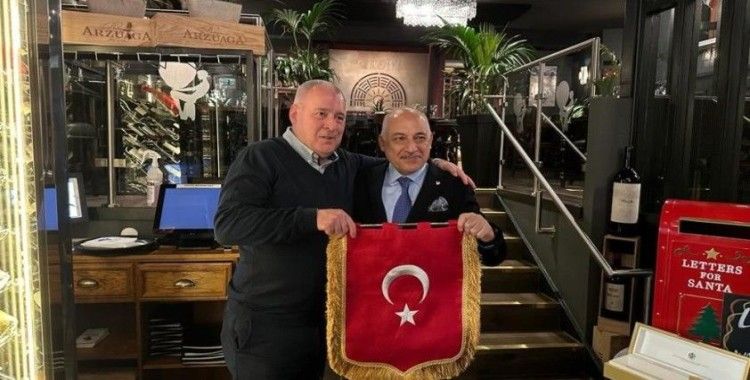 Galler - Türkiye resmi maç yemeği düzenlendi