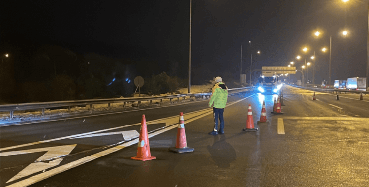 Anadolu Otoyolu'nun Bolu Dağı geçişinde İstanbul istikameti ulaşıma açıldı
