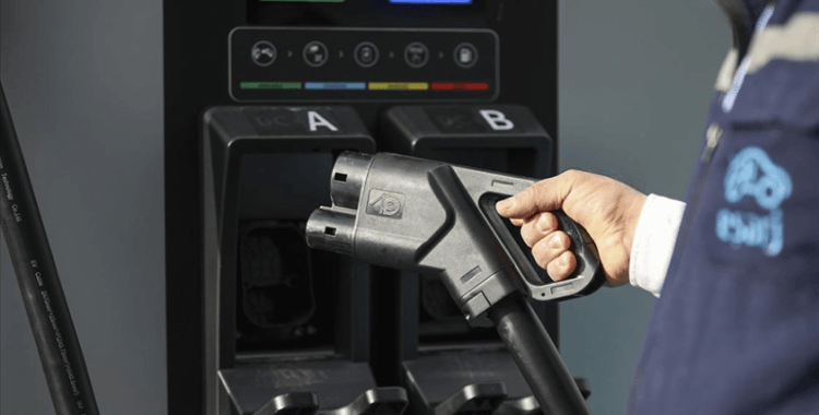 Türkiye'de elektrikli araçlar için şarj noktası sayısı 10 bin 500'ü geçti