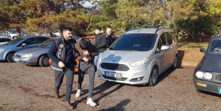 Uyuşturucu operasyonlarında 4 şüpheli gözaltına alındı