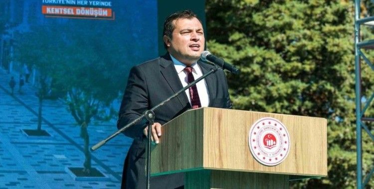 Uşak’ın kalbi modern yüzüne kavuştu