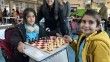 Yüksekova’da 100 öğrencinin katılımıyla satranç turnuvası düzenlendi
