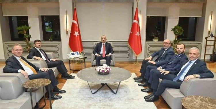 Genel Başkan Yardımcısı Hamza Dağ ve Kütahya heyetinden Bakan Uraloğlu’na ziyaret
