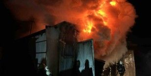Düzce’de kereste fabrikasında yangın

