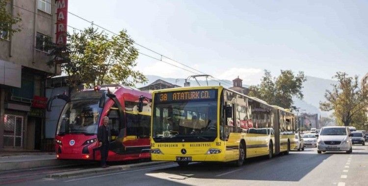 Öğretmenlere 3 gün ulaşım ücretsiz
