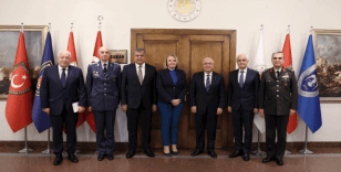 Bakan Güler, Bulgaristan ve Romanya Savunma Bakanı Yardımcılarını kabul etti