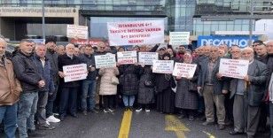 Minibüsleri lüks taksiye dönüştürülen sürücüler tepkili
