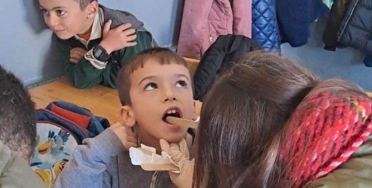 Bingöl'de öğrencilere diş taraması yapıldı