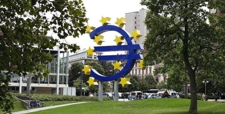 ECB tutanakları, büyüme konusunda daha temkinli yaklaşımı teyit etti