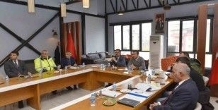 Şemdinli’de kar mücadele toplantısı yapıldı
