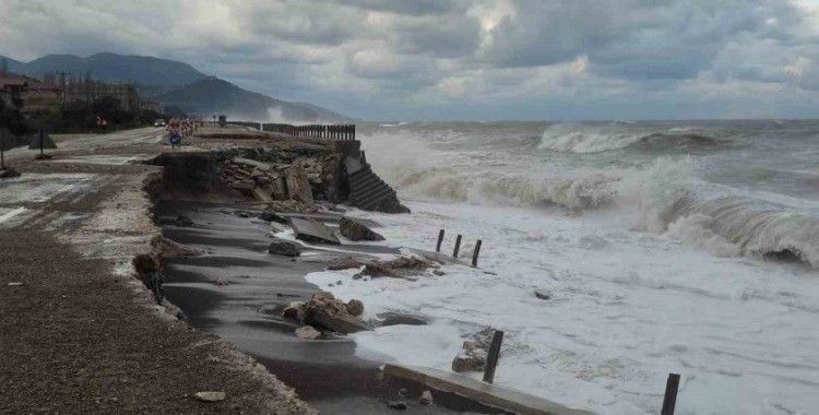 Kastamonu Valiliği’nden fırtına uyarısı
