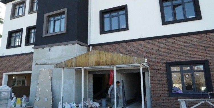 Kıranardı Mahallesi’ne Melikgazi’den çok amaçlı sosyal tesis
