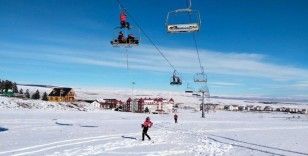Kars'ta JAK timleri kışa hazır