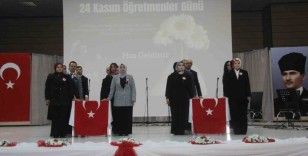 Erzincan’da 24 Kasım Öğretmenler Günü kutlandı
