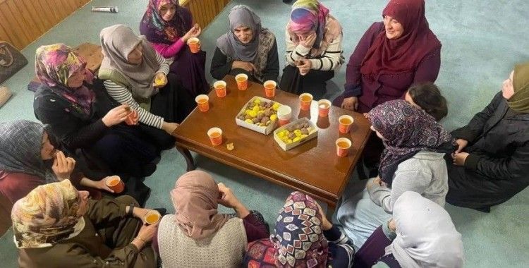 Konursulu kadınlar ’Kadına Yönelik Şiddete Karşı Uluslararası Mücadele Günü’ hakkında bilgilendirildi
