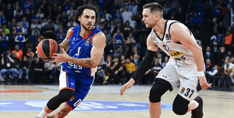 Anadolu Efes, Partizan'ı mağlup etti
