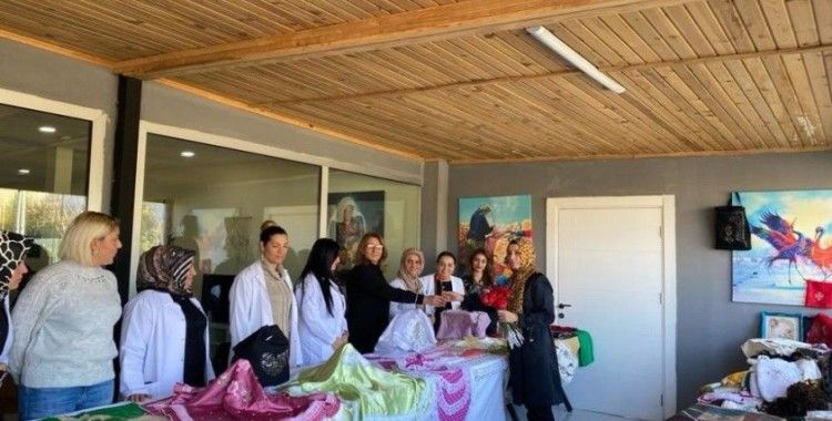 Diyarbakır'ın Yenişehir ilçesinde el emeği sergisi