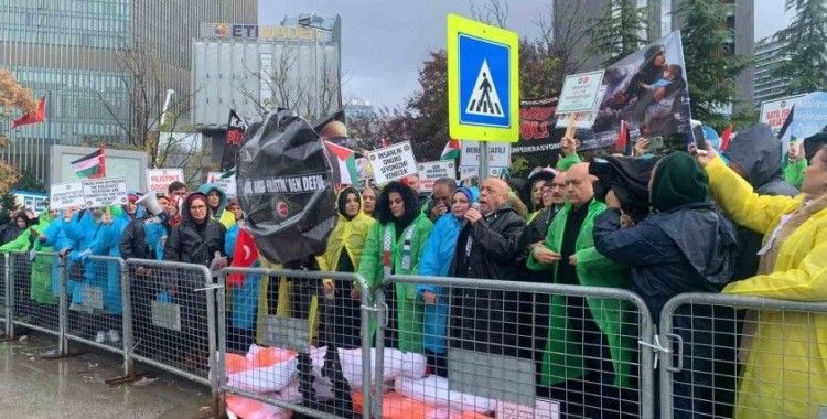 Hak-İş Filistinli kadınlar için ABD büyükelçiliğine yürüdü
