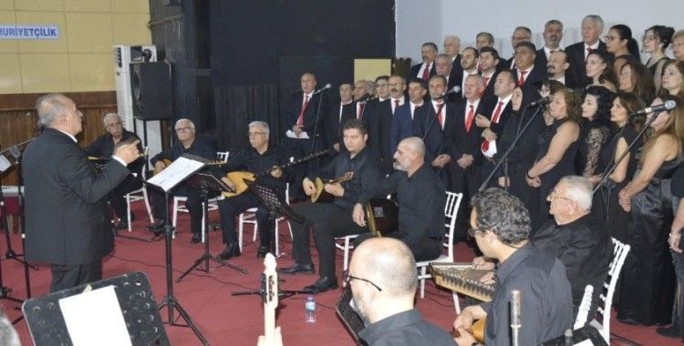 Çine, Atatürk’ü sevdiği türkülerle andı
