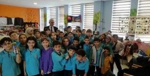 Yaşları küçük, yürekleri kocaman
