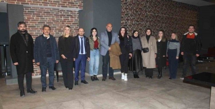 Van’daki öğretmenler "Aybüke; Öğretmen Oldum Ben" filmini izledi
