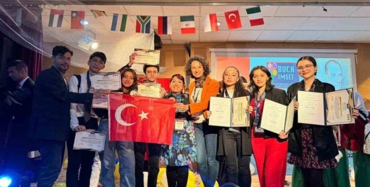 Dünya 1.’si olan Nazilli Fen Lisesi, İngiltere’de Türkiye’yi temsil edecek.