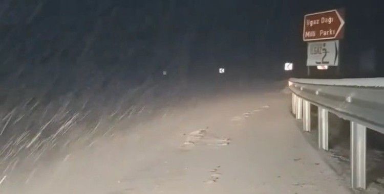 Ilgaz Dağı’nda yoğun kar yağışı etkili oluyor
