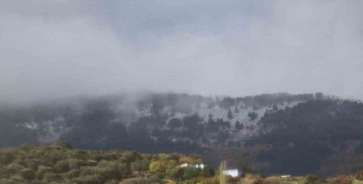 Madran’a yılın ilk karı yağdı
