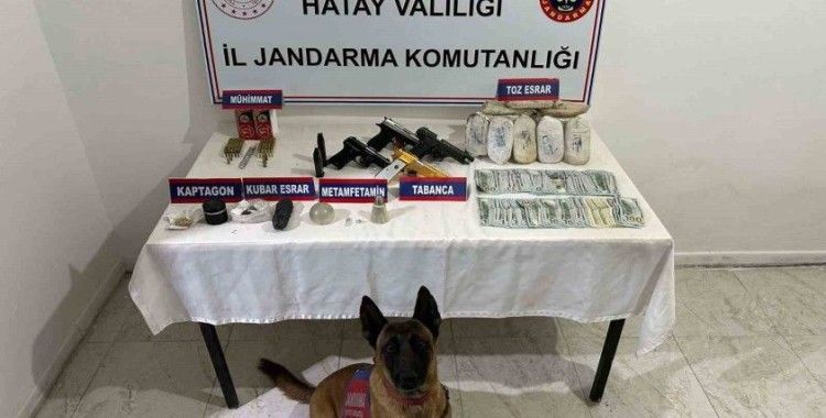 Hatay’da 10 kilo 100 gram esrar ele geçirildi

