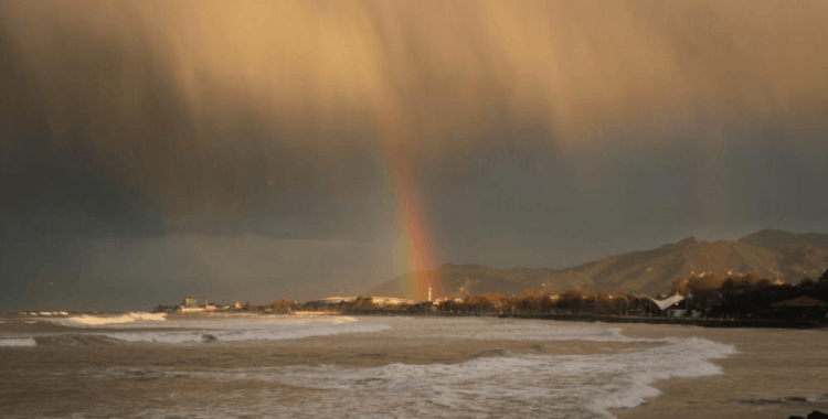 Ordu’da gökyüzünde renk cümbüşü