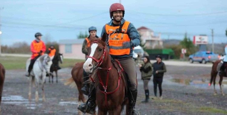 Tarihi İpekyolu’nda ilk atlı yarış
