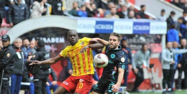 Kayserispor ile Adana Demirspor yine yenişemedi
