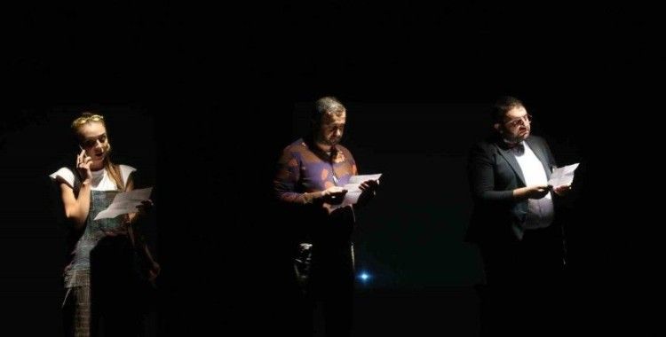 Merkezefendi Kent Tiyatrosu izleyiciyle buluşuyor
