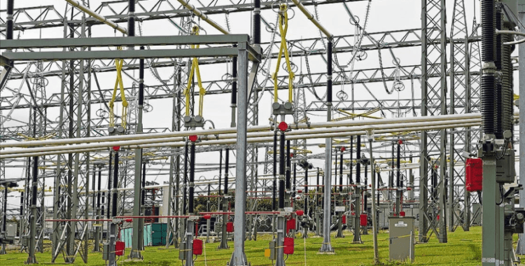 AB, elektrik şebekesi 584 milyar avro yatırıma ihtiyaç duyuyor