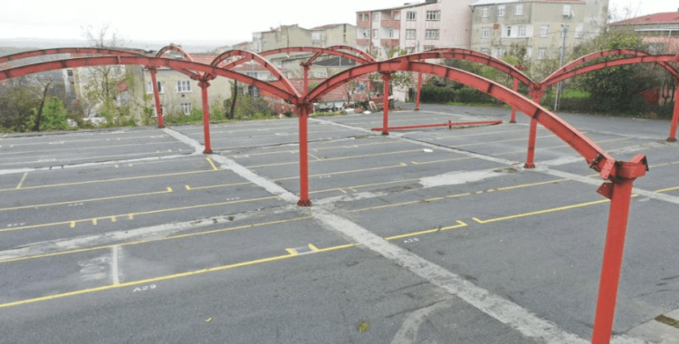 Sultangazi'deki semt pazarı kapalı pazara dönüştürülüyor