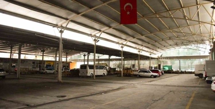 İncirliova Kapalı Pazar Yeri’nde sorun çözüldü
