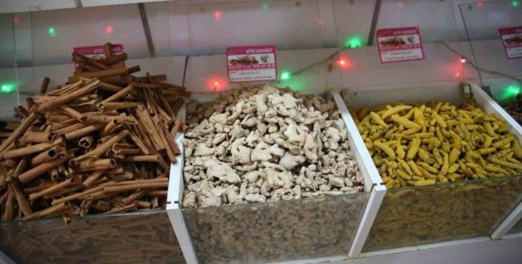 Soğuklar geldi, bitki çaylarına rağbet arttı: En çok zencefil, zerdeçal ve tarçın tercih ediliyor
