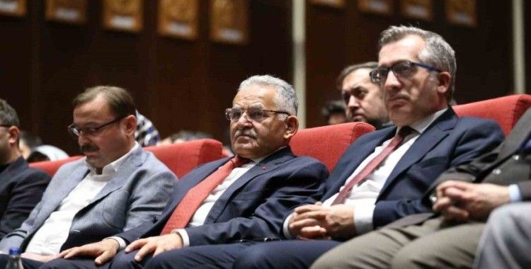 Başkan Büyükkılıç, İslam Tarihçisi Köksal’ın konu edildiği panele katıldı

