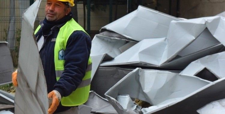 Yıldırım’da lodosla etkin mücadele
