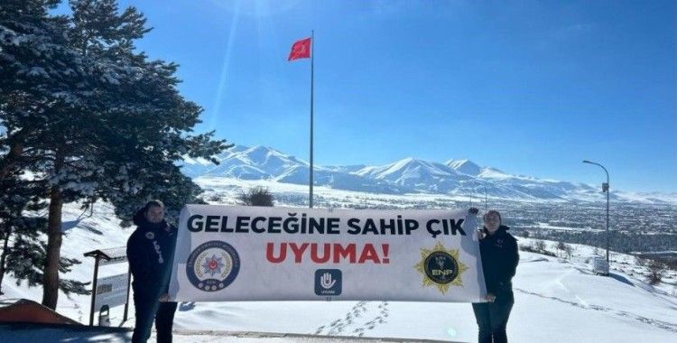 Polisten “Uyuşturucuya DUR de” çağrısı
