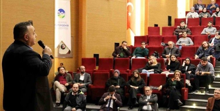 Gazeteci Zafer Şahin’den gençlere sosyal medya uyarısı
