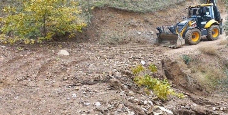 Köşk’te bozulan yollar yenileniyor
